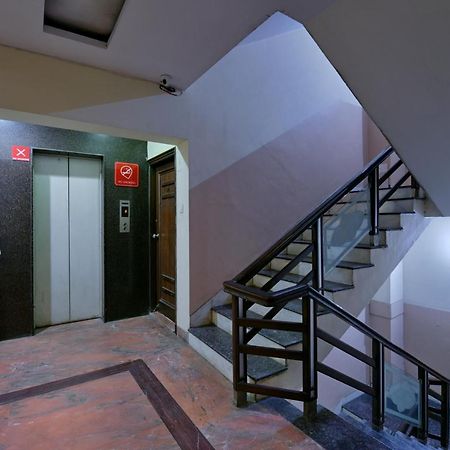 Oyo 2289 Hotel Radha Palace Kukas Экстерьер фото